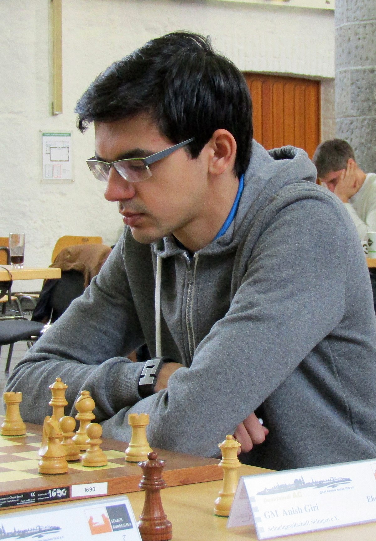 Anish Giri leads with 4.5/5 in Dutch Championship