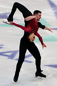 Hocke and Kunkel performing a lift during their free skate at the 2024 World Championships Annika Hocke & Robert Kunkel 2024 Worlds Free Skate 6.jpg