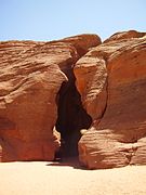 Vue de l'entrée de l'Upper Antelope Canyon