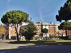 Bývalé sídlo INI, Plaza del Marqués de Salamanca (oříznuto).JPG