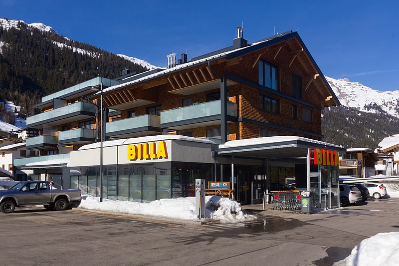 File:Arlbergstraße 73, St. Anton am Arlberg, 23.02.2019.jpg