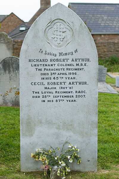 File:Arthur family gravestone, Jersey.JPG