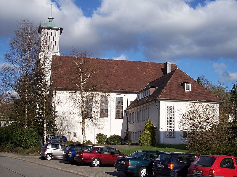 File:Auferstehungskirche 1.jpg