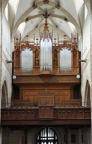 Bad Urach St Amandus Orgel 01b.jpg