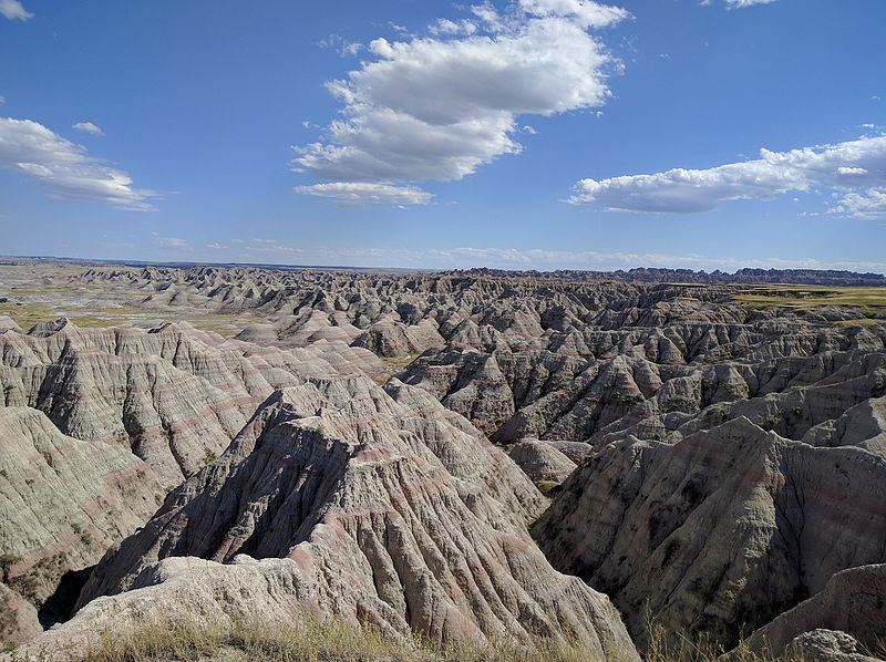 File:Badlands National Park-An Overview.jpg