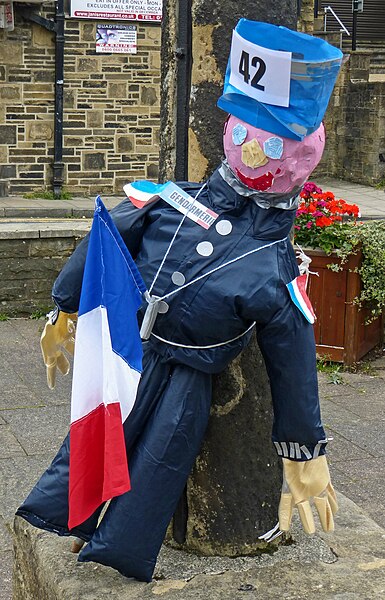 File:Baildon Scarecrow Festival 2014 04.jpg