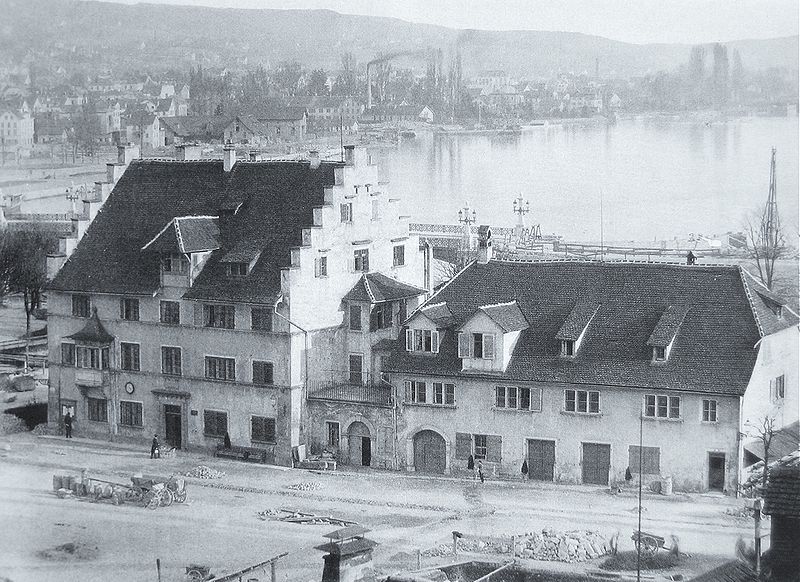 File:Bauhaus 1883.jpg