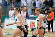 Deutsch: Beachhandball Europameisterschaften 2019 (Beach handball Euro); Tag 5: 6. Juli 2019 – Frauen, Halbfinale, Ungarn-Niederlande 2:0 (19:16, 15:12) English: Beach handball Euro; Day 5: 6 July 2019 – Semifinal Women – Hungary-Netherlands 2:0 (19:16, 15:12)