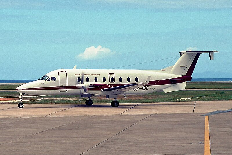 File:Beech 1900D, Islands Development Company JP9934.jpg