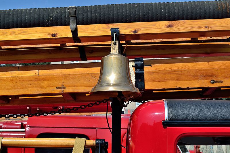 The bell of a PMG-1 fire engine.