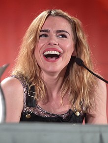 Billie Piper at the 2016 Phoenix Comicon Billie Piper (27491535876).jpg