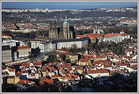 Tập_tin:Bird's-eye_view_of_the_Prague_Castle.JPG
