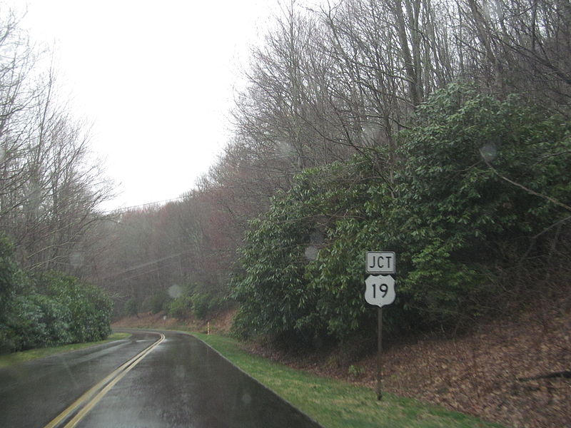 File:Blue Ridge Parkway - North Carolina (14584541698).jpg