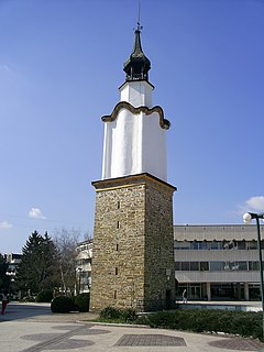 Botevgrad сағат мұнарасы.jpg