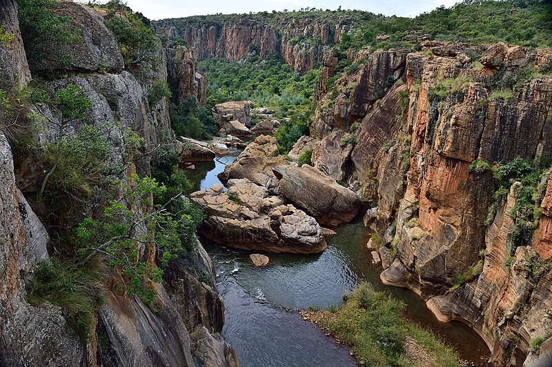 File:Bourke's Luck Potholes, Mpumalanga, South Africa (20327717668).jpg