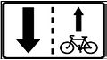 osmwiki:File:CZ-E12b Vjezd cyklistů v protisměru povolen.jpg