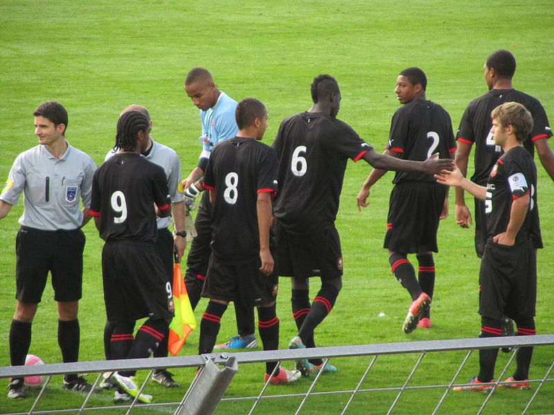 File:Caen - Rennes CFA 20120929 (2).JPG