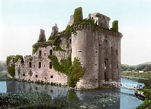 Caerlaverock Castle in 1900 CaerlaverockCastle1900.jpg