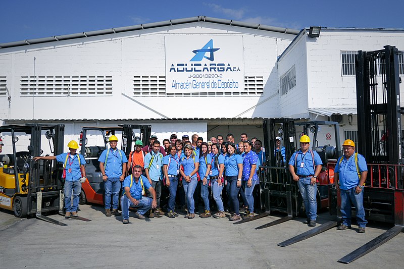 File:Carlos Luis Michel Fumero - Equipo de Aducarga.jpg