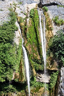 Cascade de l'ucelluline - panoramio.jpg