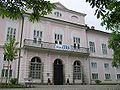 Cekinov Grad, poznobaročni dvorec v Mestnem parku Tivoli v Ljubljani