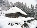 "Chiiori_House_Winter.jpg" by User:Babarracus