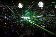 The visuals were centered in the Xylobands and laser lighting displays. Coldplay Mylo Xyloto Tour @ Wells Fargo Center.jpg