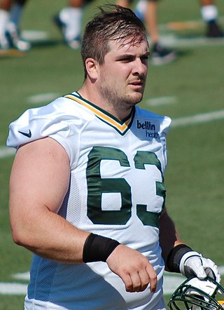 <span class="mw-page-title-main">Corey Linsley</span> American football player (born 1991)
