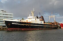 The factory trawler Wiesbaden Cuxhaven 2006 Wiesbaden (ship, 1973) by-RaBoe.jpg