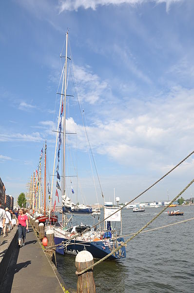 File:De TOMIDI bij Sail Amsterdam 2015 (01).JPG