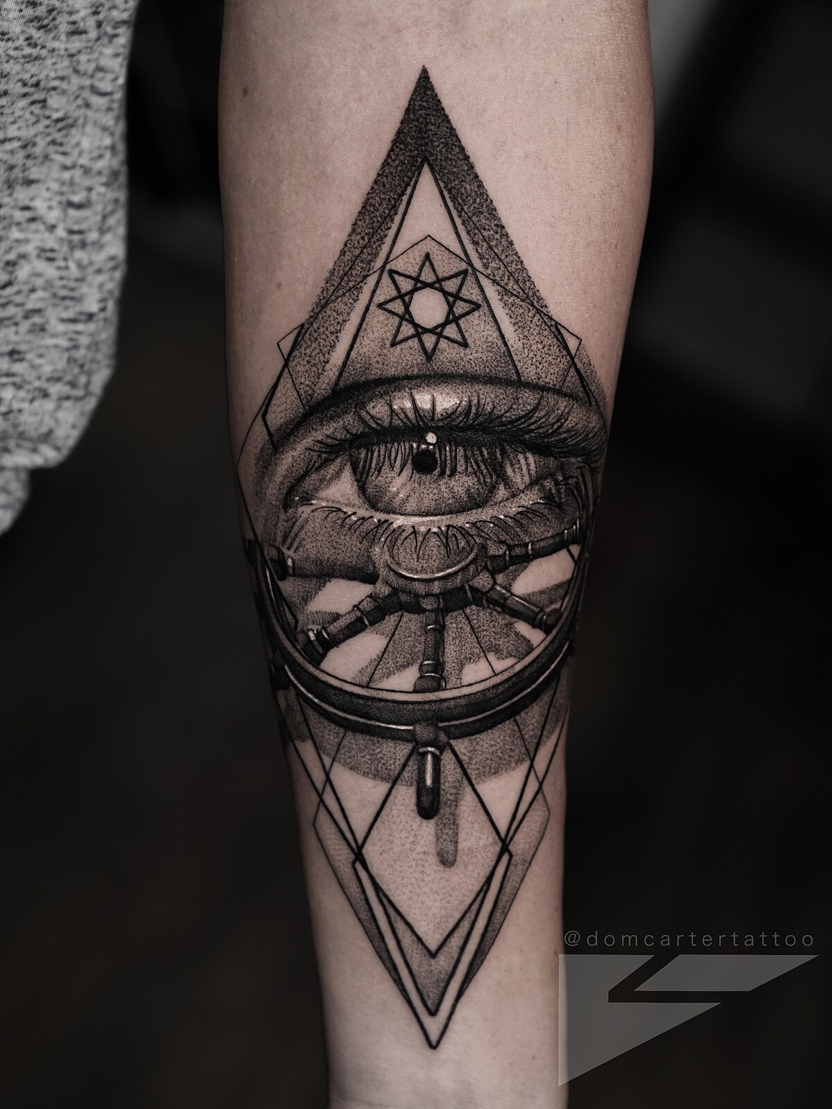 Eye of the storm done by Bach guesting at One Love Tattoo in Prague, Czech  Republic : r/traditionaltattoos
