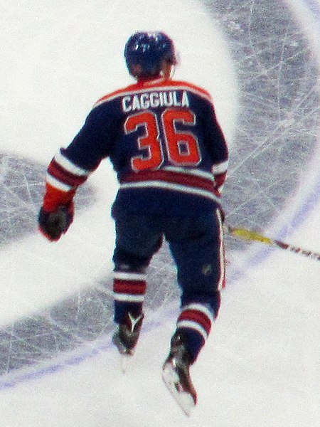 File:Drake Caggiula (30228545585).jpg