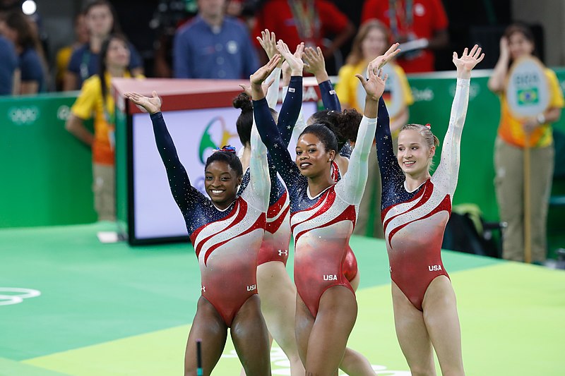 File:EUA levam ouro na ginástica artística feminina; Brasil fica em 8º lugar (28262782384).jpg