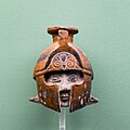 East Greek plastic aryballos - helmeted head of warrior - Rhodos AM 11533 - 02