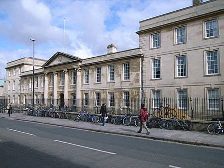 Emmanuel College 01