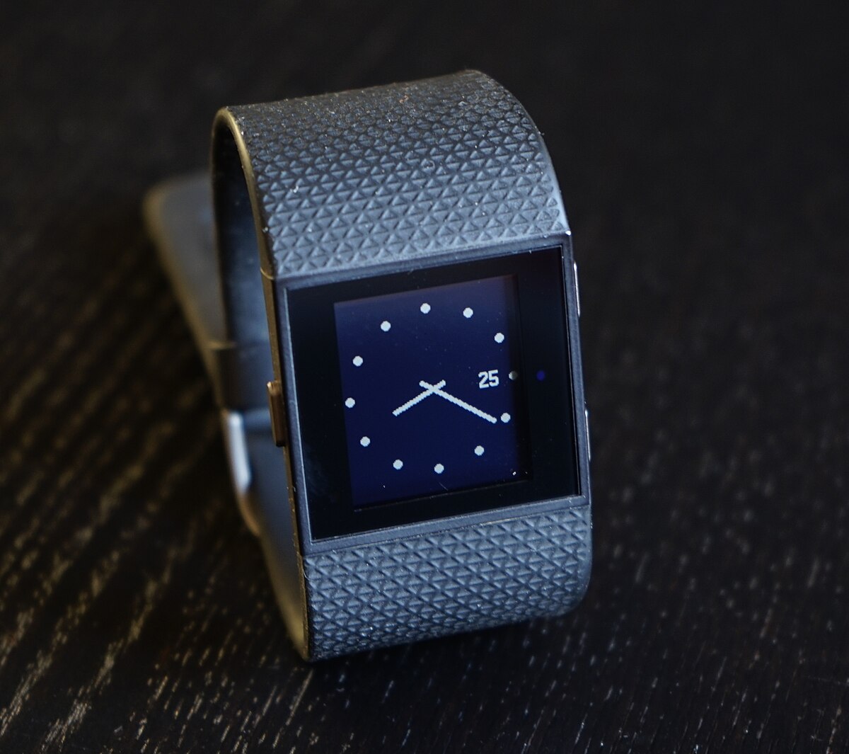 fitbit surge armband