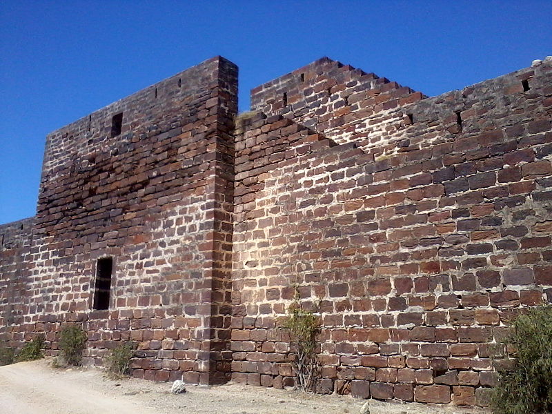 File:Fort Wall from inside.jpg