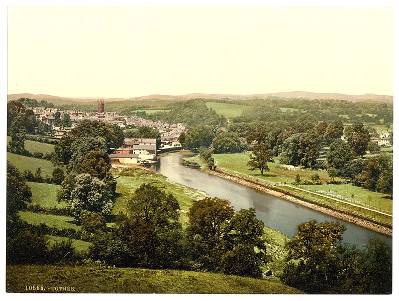 File:General view, Totnes, England-LCCN2002708186.jpg