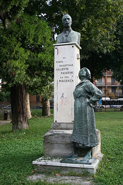 File:Giardini Margherita statue.JPG