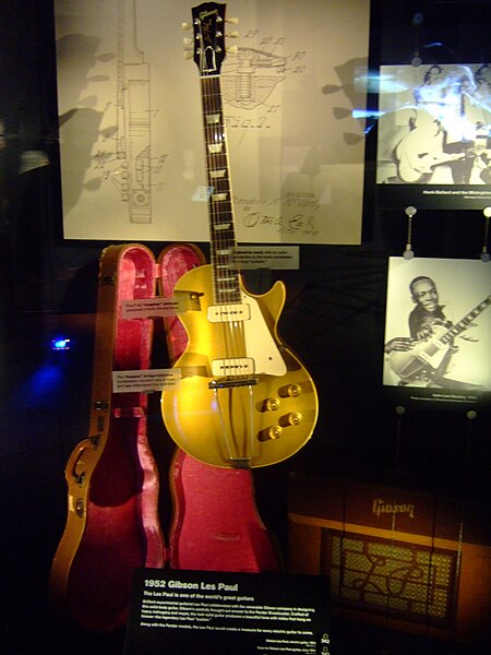 File:Gibson Les Paul (1952), EMP Museum.jpg