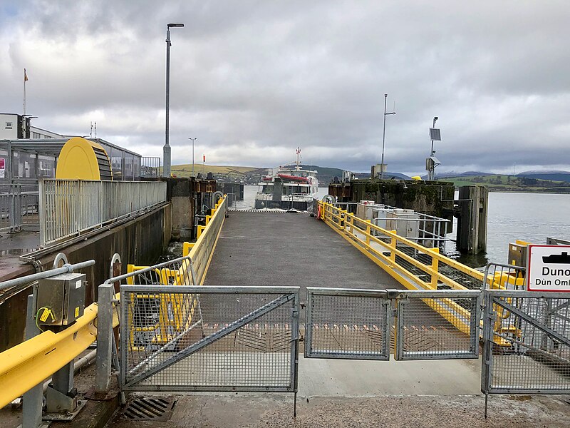 File:Gourock 210314b linkspan, Argyll Flyer departing.jpg