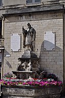 Szürke Fontaine Saint-Pierre-Fourier.jpg