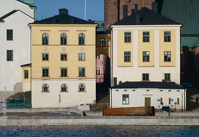 Vägbeskrivningar till Östra Gymnasiehuset med kollektivtrafik