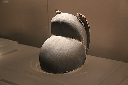 Headwear from Zhu Tan's tomb