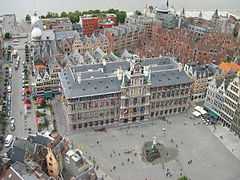 Het stadshuis (The city hall)