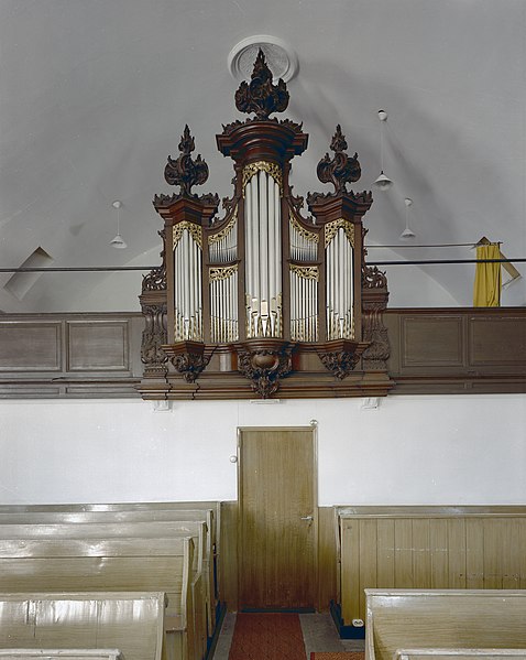 File:Interieur, aanzicht orgel, orgelnummer 470 - Gameren - 20359341 - RCE.jpg