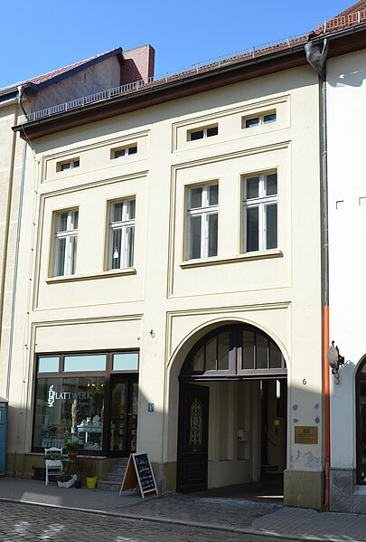 File:Johannesstraße 6 (Dessau).jpg