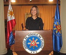 Magdangal at the Malacañang Palace while taping for The Working President, 2007