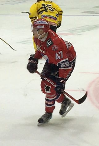 <span class="mw-page-title-main">Juuso Salmi</span> Finnish ice hockey player
