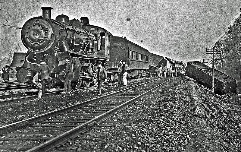 File:Korean Train Wreck - 1945.jpg